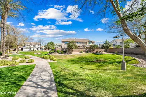 Exterior - 1048 E Iris Dr, Chandler, AZ 85286 photo 15 of 20