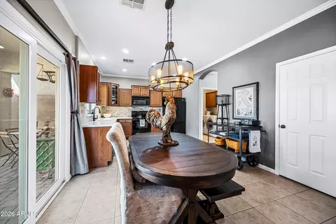 Dining - 1048 E Iris Dr, Chandler, AZ 85286 photo 3 of 4