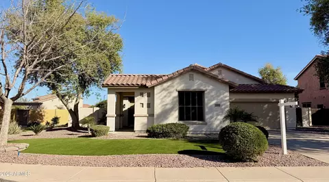 Exterior - 1236 E Nightingale Ln, Gilbert, AZ 85298 photo 1 of 7
