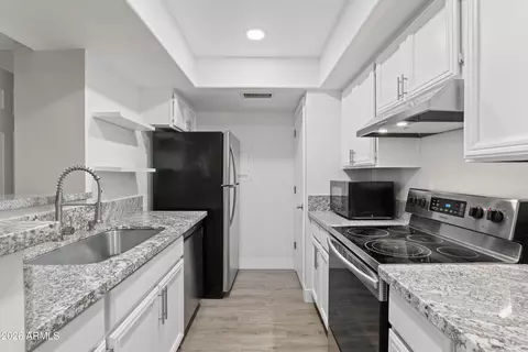 Kitchen - 792 Eugie Ave, Phoenix, AZ 85022 photo 2 of 3