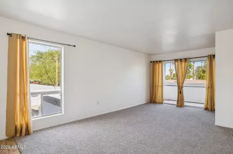 Living - 5135 N 10th St #18, Phoenix, AZ 85014 photo 3 of 5