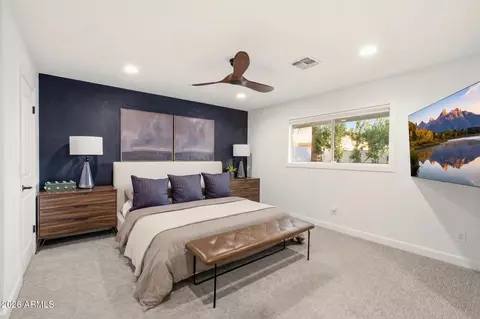 Bedroom - 2115 E State Ave, Phoenix, AZ 85020 photo 1 of 3