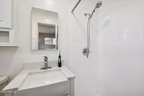 Bath - 4908 E Granada Rd, Phoenix, AZ 85008 photo 1 of 2
