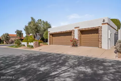 Exterior - 2502 E Montebello Ave, Phoenix, AZ 85016 photo 5 of 5
