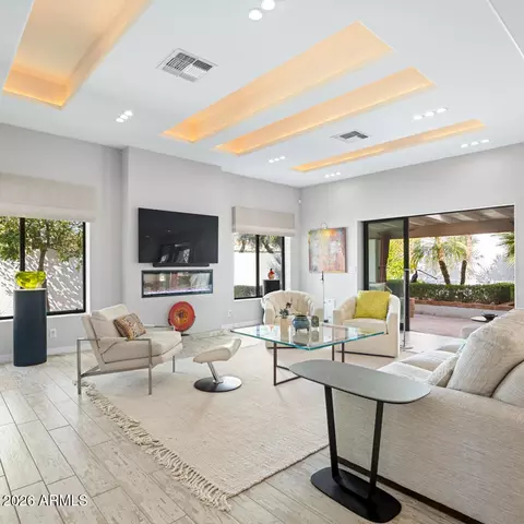 Living - 2502 E Montebello Ave, Phoenix, AZ 85016 photo 1 of 3