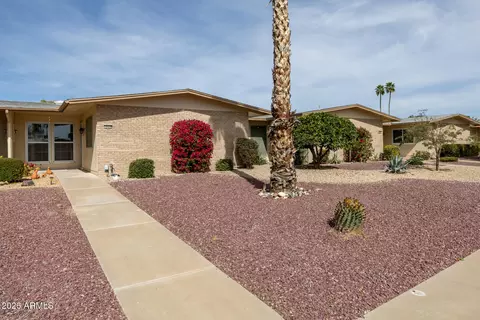 10426 W Ocotillo Dr, Sun City, AZ 85373
