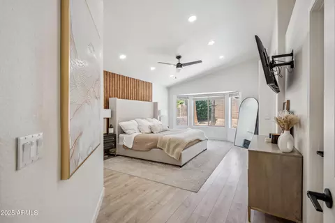 Bedroom - 4440 E Tether Trl, Phoenix, AZ 85050 photo 1 of 4