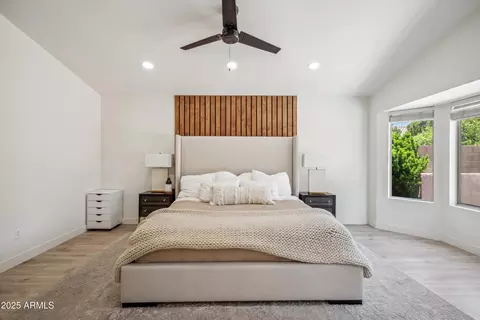 Bedroom - 4440 E Tether Trl, Phoenix, AZ 85050 photo 3 of 4