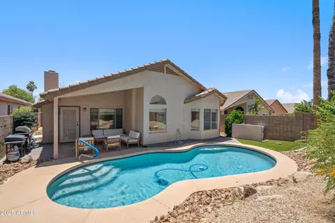 Exterior - 4440 E Tether Trl, Phoenix, AZ 85050 photo 3 of 4
