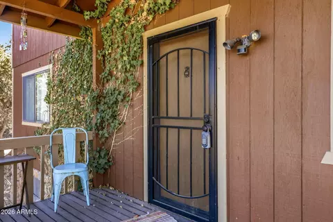 Exterior - 925 W Double Bar Ln, Eagar, AZ 85925 photo 4 of 10