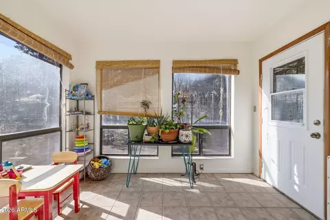 Exterior - 925 W Double Bar Ln, Eagar, AZ 85925 photo 5 of 10