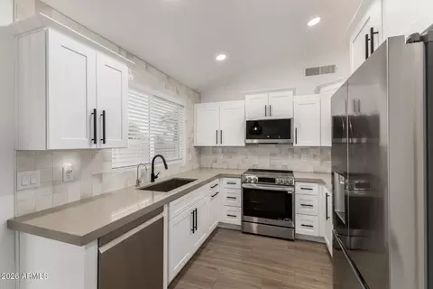 705 S Monterey St, Gilbert, AZ 85233
