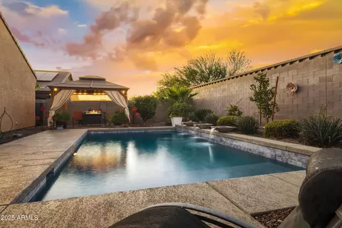 10762 W Bronco Trl, Peoria, AZ 85383