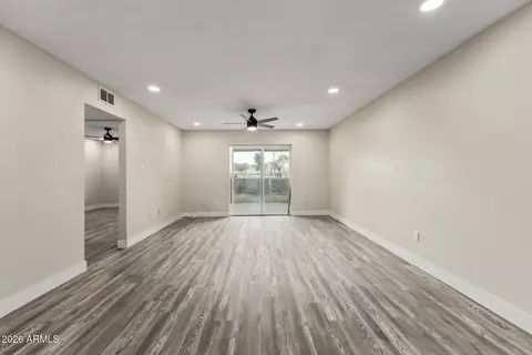 Living - 10828 N Biltmore Dr #162, Phoenix, AZ 85029 photo 2 of 3