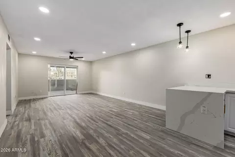 Living - 10828 N Biltmore Dr #162, Phoenix, AZ 85029 photo 1 of 3