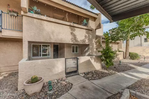 Exterior - 10828 N Biltmore Dr #162, Phoenix, AZ 85029 photo 2 of 3