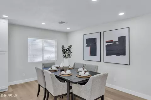 Dining - 734 N Cholla --, Mesa, AZ 85201 photo 1 of 1