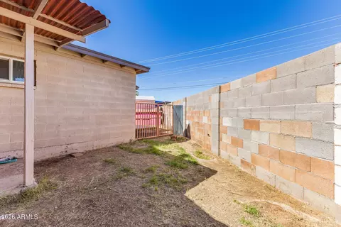 Exterior - 2100 E Alpine Cir, Mesa, AZ 85204 photo 5 of 10