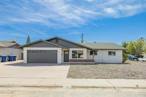 3 Erie Dr, Tempe, AZ 85282