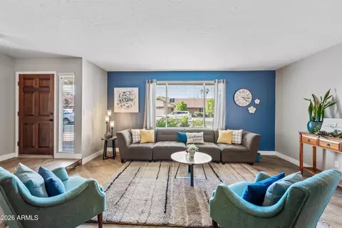 1105 W Meseto Ave, Mesa, AZ 85210