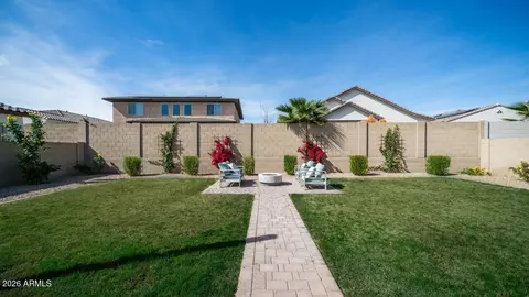 Exterior - 10064 E Satellite Dr, Mesa, AZ 85212 photo 9 of 11