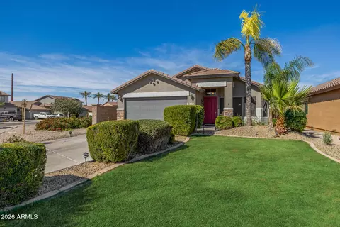 1252 W Oak Tree Ln, San Tan Valley, AZ 85143