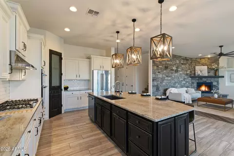Kitchen - 9127 E Lynwood St, Mesa, AZ 85207 photo 2 of 4