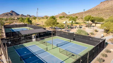 View/Area - 5510 W Tether Trl, Phoenix, AZ 85083 photo 5 of 8