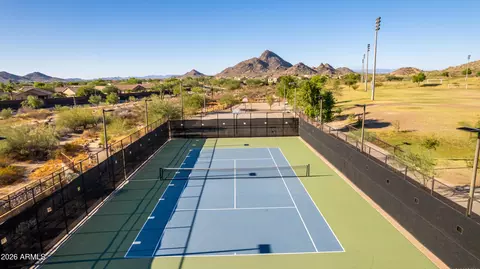 View/Area - 5510 W Tether Trl, Phoenix, AZ 85083 photo 6 of 8
