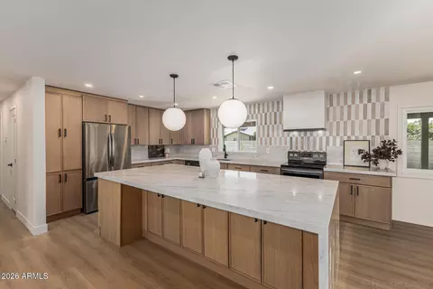 Kitchen - 3515 E Winchcomb Dr, Phoenix, AZ 85032 photo 2 of 4