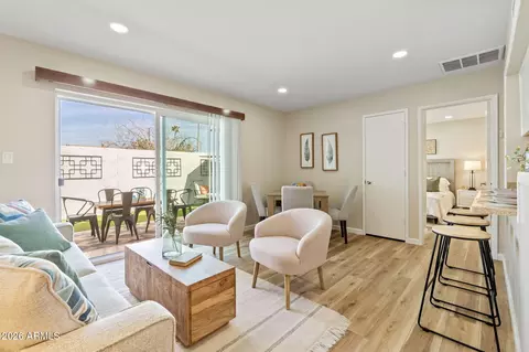 8576 E Indian School Rd #F, Scottsdale, AZ 85251