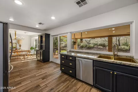 Kitchen - 525 W Willow Ave, Phoenix, AZ 85029 photo 3 of 3