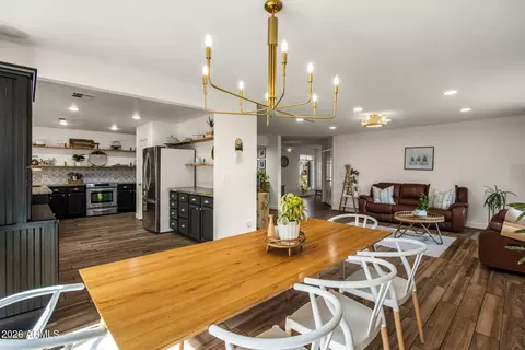 Dining - 525 W Willow Ave, Phoenix, AZ 85029 photo 2 of 2