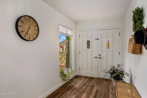 Entry Way - 525 W Willow Ave, Phoenix, AZ 85029 photo 1 of 2