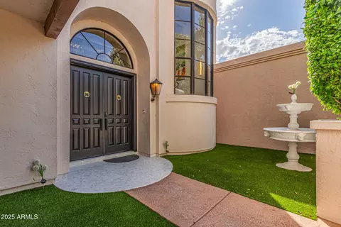 Exterior - 10113 E Topaz Dr, Scottsdale, AZ 85258 photo 3 of 9