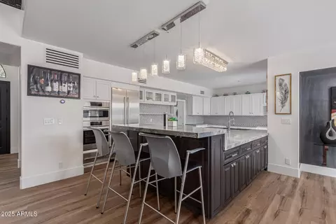 Kitchen - 10113 E Topaz Dr, Scottsdale, AZ 85258 photo 2 of 5