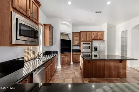 Kitchen - 3055 E Sierra Madre Ave, Gilbert, AZ 85296 photo 1 of 4