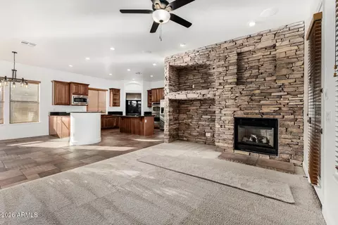 Living - 3055 E Sierra Madre Ave, Gilbert, AZ 85296 photo 1 of 5