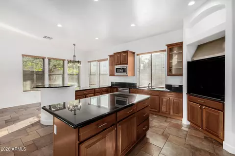 Kitchen - 3055 E Sierra Madre Ave, Gilbert, AZ 85296 photo 4 of 4