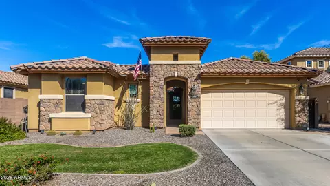 Exterior - 590 E Raven Ct, Gilbert, AZ 85297 photo 2 of 10