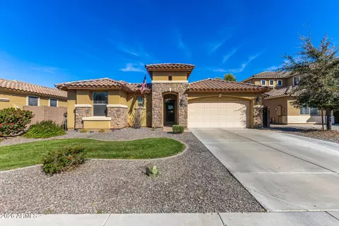 590 E Raven Ct, Gilbert, AZ 85297