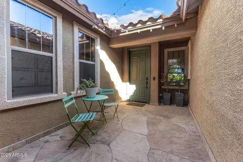 Exterior - 590 E Raven Ct, Gilbert, AZ 85297 photo 6 of 10