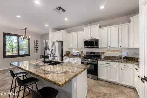 Kitchen - 590 E Raven Ct, Gilbert, AZ 85297 photo 1 of 4