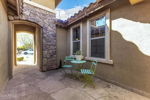 Exterior - 590 E Raven Ct, Gilbert, AZ 85297 photo 5 of 10