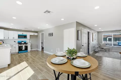 Dining - 4929 W Berkeley Rd, Phoenix, AZ 85035 photo 1 of 3