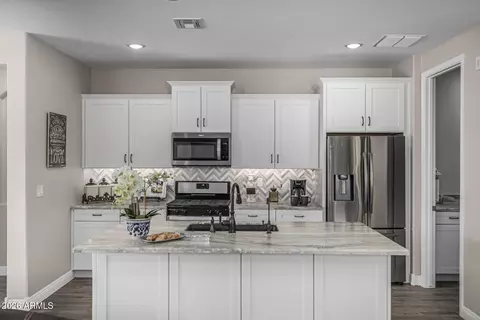 20364 W Elm Dr, Buckeye, AZ 85396