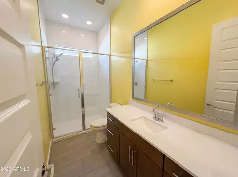 Bath - 4411 N 93rd Dr, Phoenix, AZ 85037 photo 4 of 4