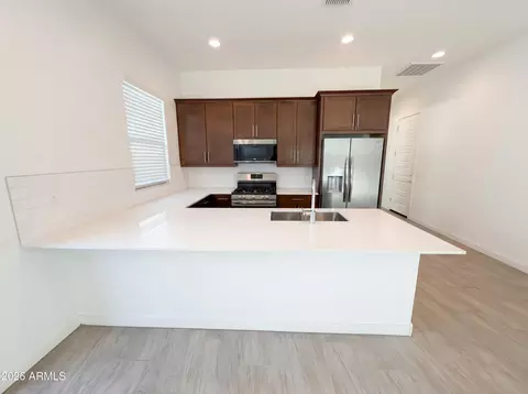 Kitchen - 4411 N 93rd Dr, Phoenix, AZ 85037 photo 3 of 4