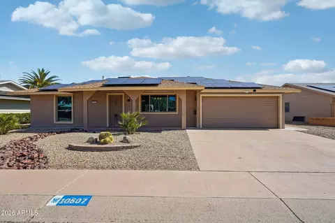 10507 W Kingswood Cir, Sun City, AZ 85351