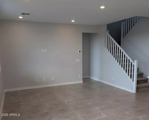8925 E Covina St, Mesa, AZ 85207 photo 2
